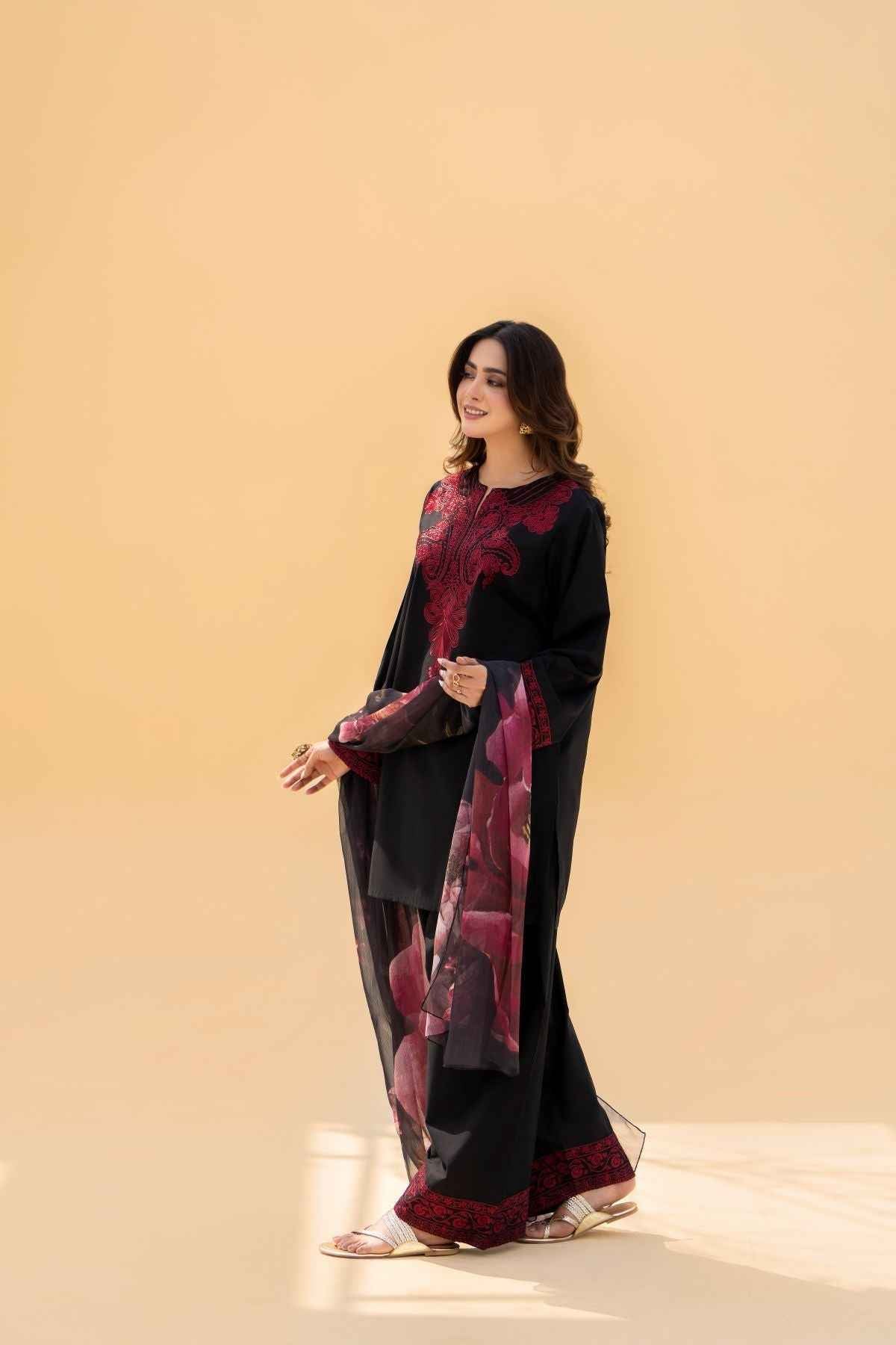 Royal Embroidery 3 Piece Linen Suit
