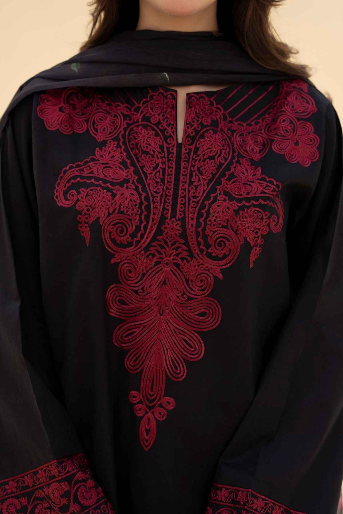 Royal Embroidery 3 Piece Linen Suit