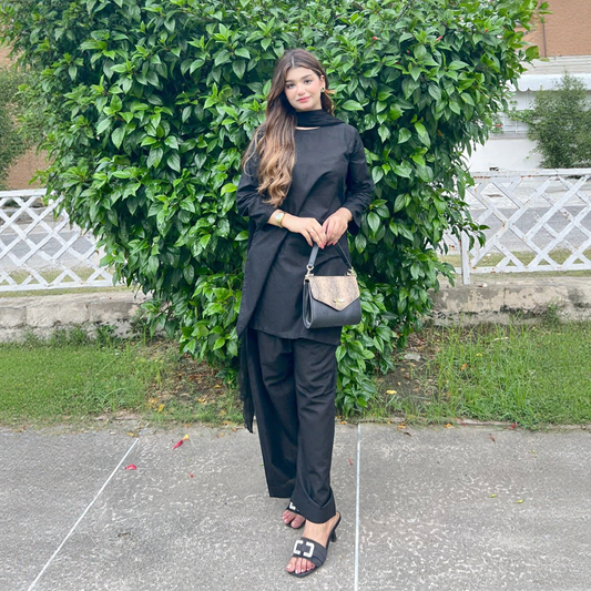 Ovelin – 3 Piece Black Suit